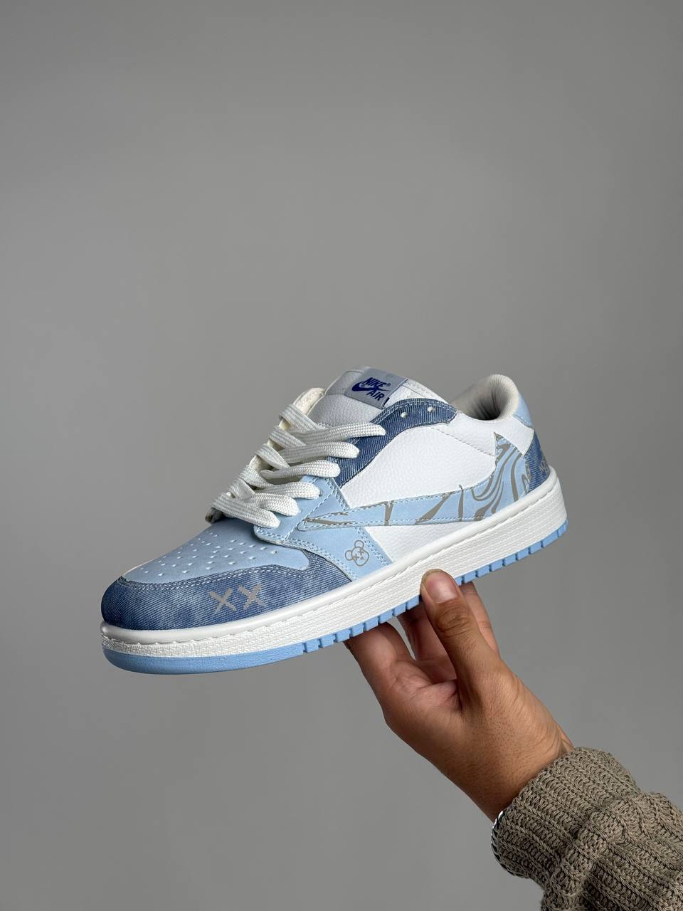 نایک تراویس نورت فیس آبی سفید