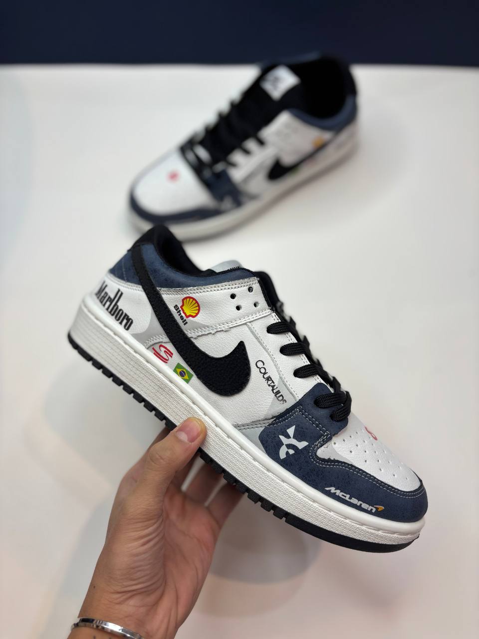 نایک ایرجردن مارلبورو سفید سرمه ای