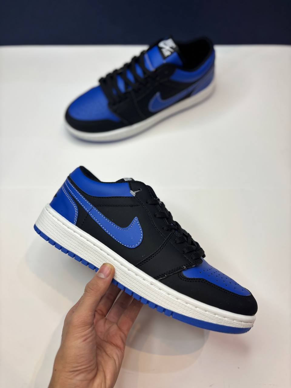 نایک ایرجردن مشکی آبی