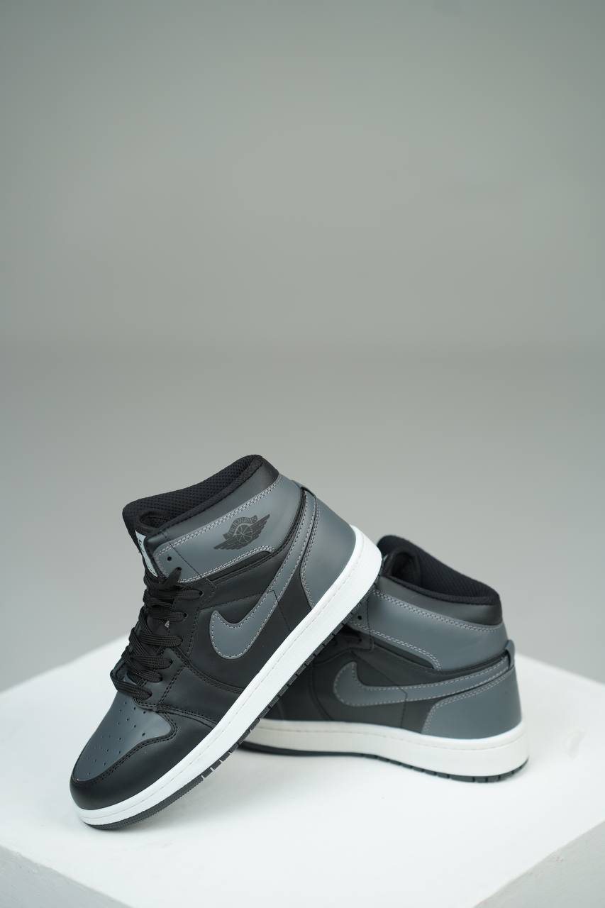 نایک ایرجردن ساقدار مشکی طوسی جدید