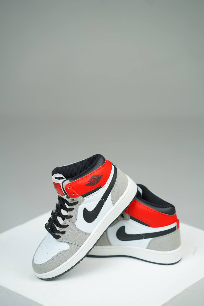 نایک ایرجردن ساقدار سفید طوسی قرمز نایک مشکی جدید