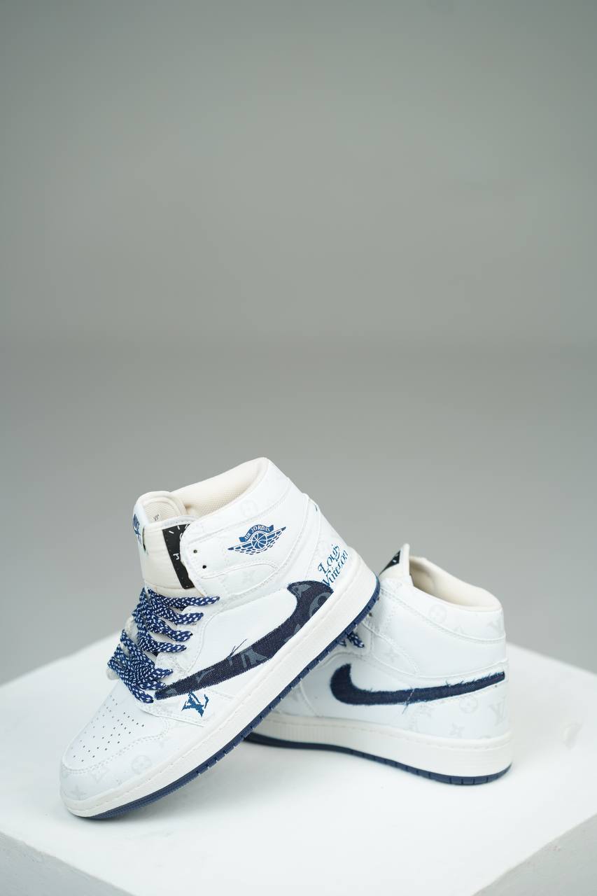 نایک تراویس لویی ویتون سفید سرمه ای ساقدار