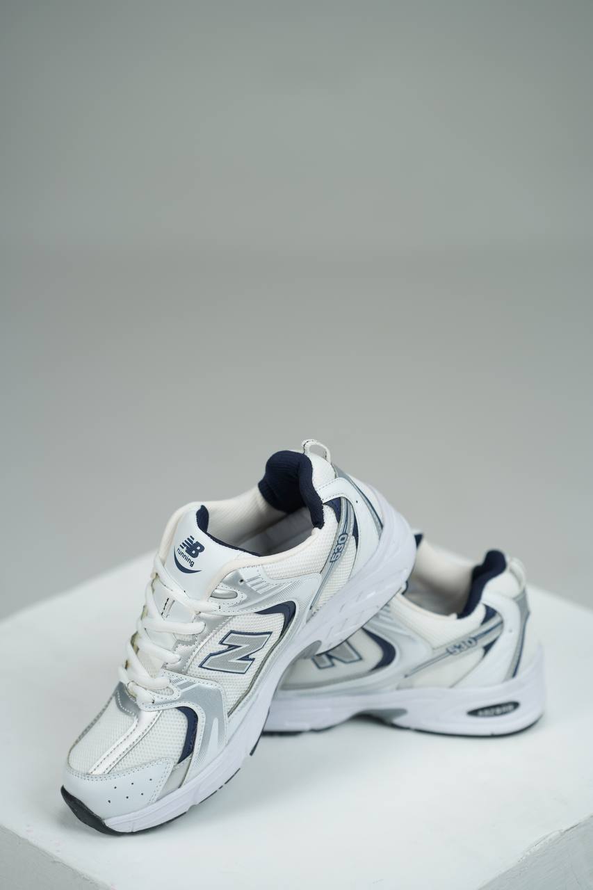 نیوبالانس ۵۳۰ سفید سرمه ای جدید